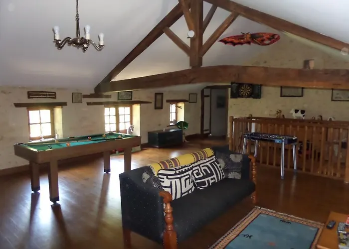 La Roseraie Romagne (Vienne)